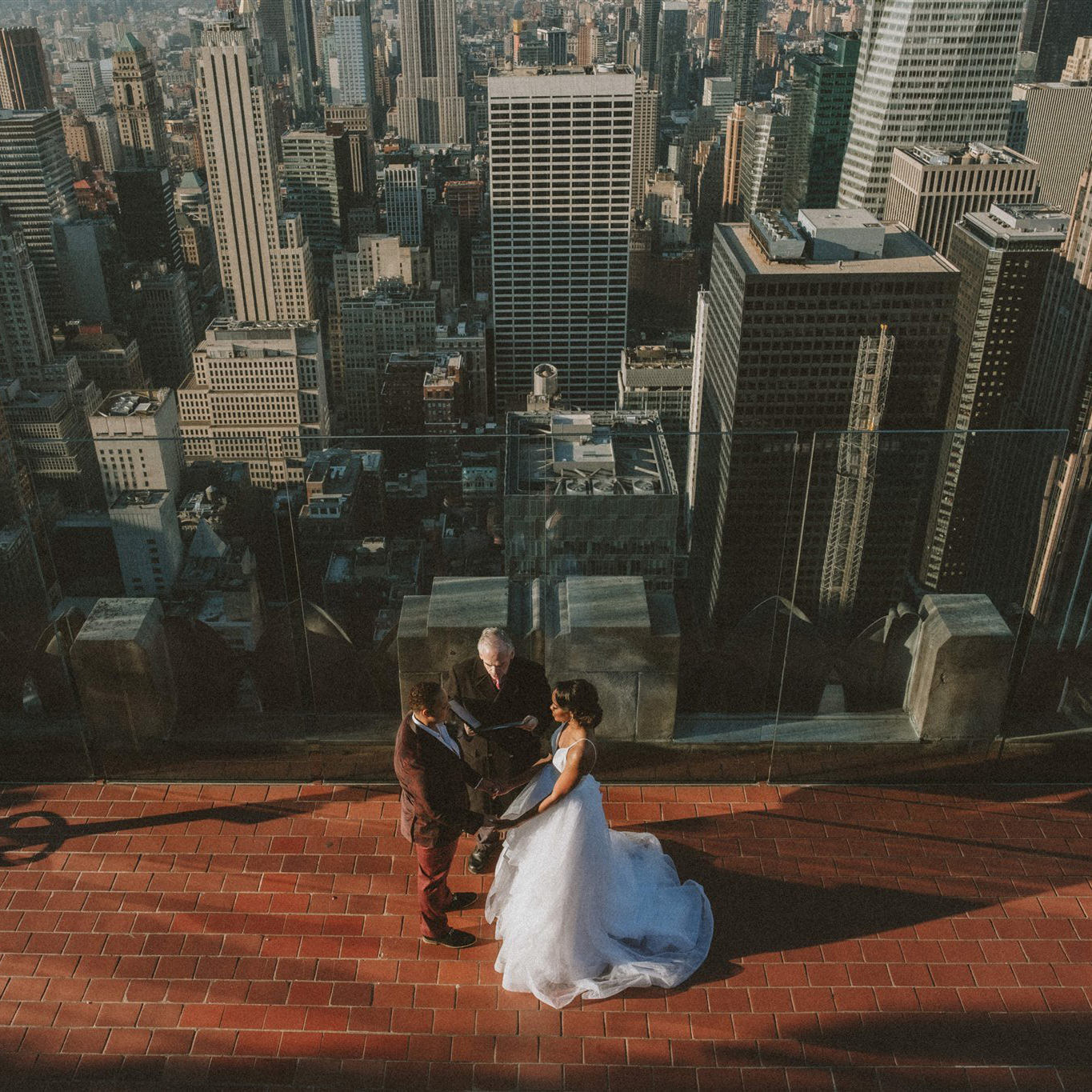 couple getting married in nyc