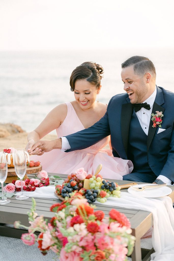 couple eloping on the beach