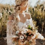 braided wedding hairstyle (https://www.pinterest.com/pin/1548181127049180/ )